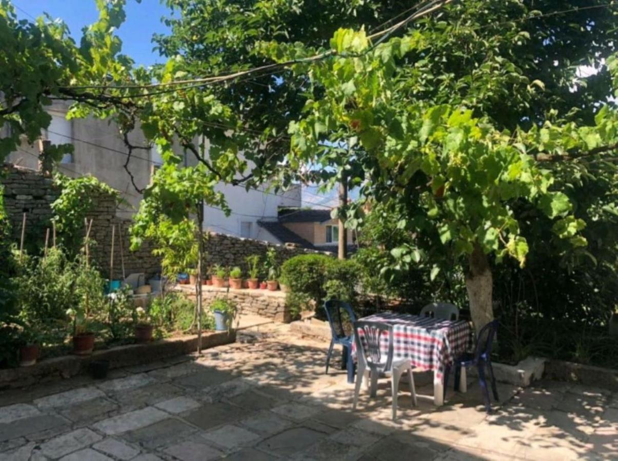 Pensjonat Miziriguesthouse *