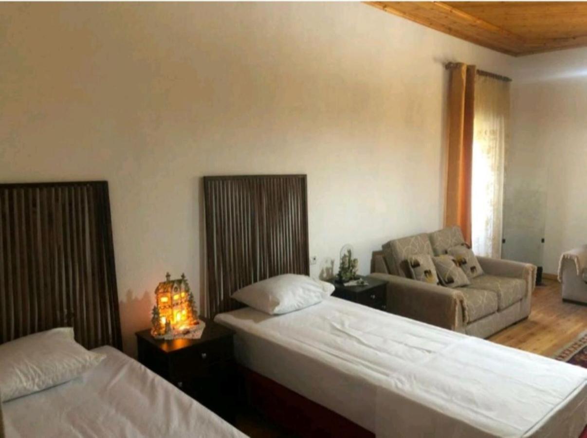 Miziriguesthouse Pensjonat *