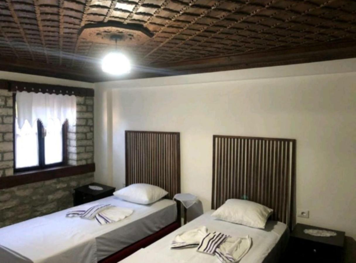 Pensjonat Miziriguesthouse Gjirokastra